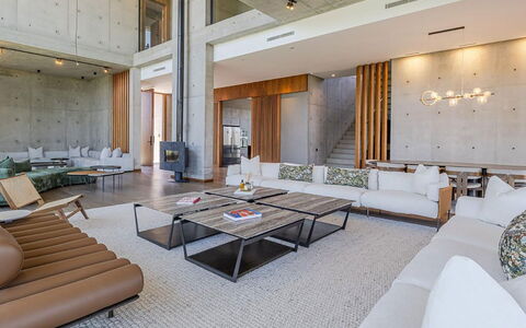 Villa Nadia: Interior Design, Flooring, Fussboden, Wohnzimmer, Zuhause, Decke, Möbel, Couch, Stuhl, Wohnung