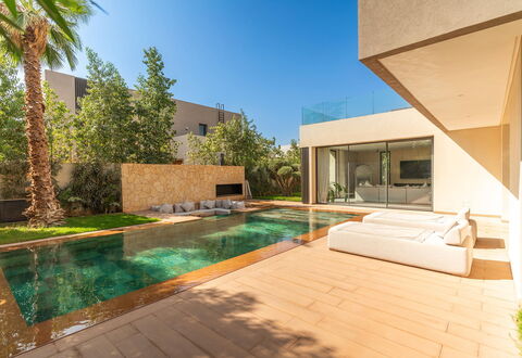 Villa Hamza: Schwimmbad, Resort, Eco Hotel, Estate, Landscaping, Villa, Hotel, Hinterhof, Hazienda