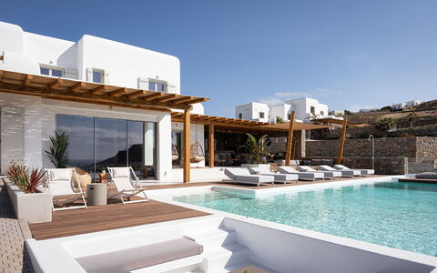 Villa Aspasia: Resort, Wohnung, Wohnzimmer, Design, Stuhl, Hotel, Eco Hotel, Schwimmbad, Villa