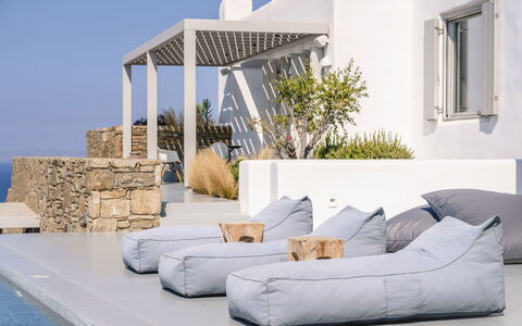 Villa Atlante: Möbel, Kissen, Gartenmöbel, Dekokissen, Couch, Kissen, Komfort, Wohnzimmer, Sonnenliege