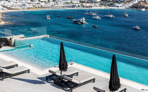 Villa Elettra: Schwimmbad, Resort, Meer, Strandresort, Küste, Hotel, Ferienort, Villa, Eco Hotel, Gartenmöbel