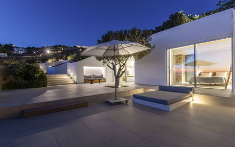 Villa Teseo: Die Architektur, Zuhause, Schatten, Estate, Beton, Eco Hotel, Garten, Landscaping, Villa, Hof