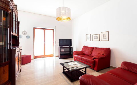 Casa Gina: Möbel, Interior Design, Flooring, Fussboden, Wand, Couch, Holz, Zimmer, Wohnzimmer, Decke