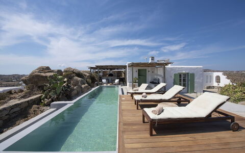 Boho House: Küste, Resort, Zutageliegen, Villa, Schwimmbad, Hotel, Eco Hotel, Balkon, Gartenmöbel, Ferienort