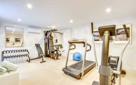Can Las Palmas: Interior Design, Flooring, Fussboden, Zimmer, Decke, Hotel, Design, Resort, Trainingsgerät, Light Fixture