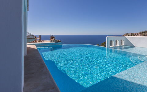 Can Lorenzo: Blau, Schwimmbad, Meer, Ozean, Hotel, Tropen, Resort, Villa