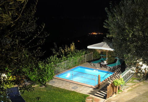 Casa 2 Ulivi: Schwimmbad, Gartenmöbel, Resort, Freizeit, Eco Hotel, Schatten, Hazienda, Urlaub, Regenschirm, Hotel
