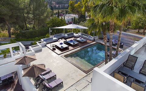 Casa Asia: Schwimmbad, Urban Design, Resort, Wohnung, Estate, Gartenmöbel, Stuhl, Schatten, Villa, Eco Hotel