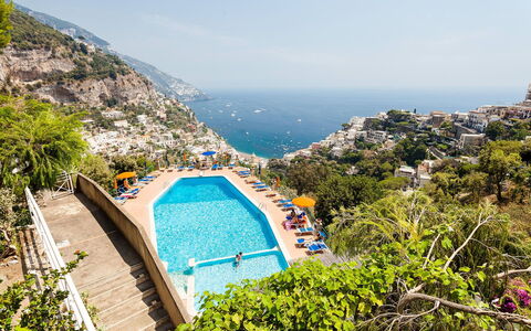 Casa Dorothea 3: Ferienort, Schwimmbad, Resort, Bergdorf, Strandresort