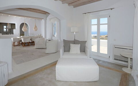 Krystalo: Möbel, Zuhause, Wohnung, Stuhl, Resort, Villa, Wohnzimmer, Hotel, Dekokissen