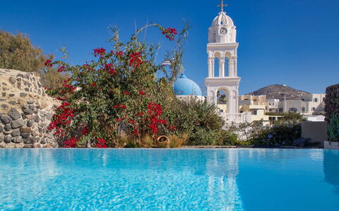 Mansion Kyani: Blau, Schwimmbad, Resort, Kuppel