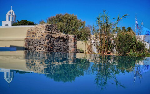 Mansion Kyani: Blau, Kuppel, Estate, Reflexion, Schwimmbad, Reflecting Pool, Kuppel, Villa, Water Feature, Ferienort