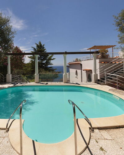 Villa Avion
