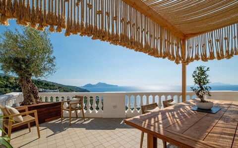 Casa Mariavittoria: Veranda, Möbel, Küsten Und Ozeanische Forms, Meer, Küste, Resort, Balkon, Ozean, Schatten, Eco Hotel