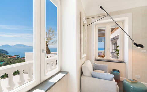 Casa Mariavittoria: Möbel, Interior Design, Flooring, Fussboden, Zuhause, Wohnung, Decke, Stuhl, Zimmer, Meer