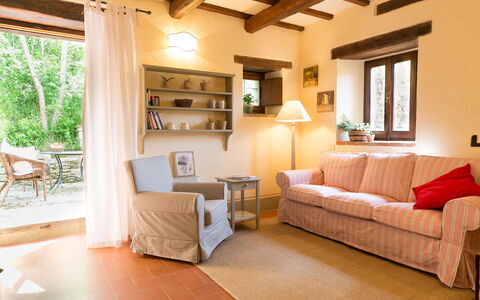 Villa Beatrice: Möbel, Interior Design, Wand, Flooring, Holz, Couch, Zimmer, Fussboden, Decke, Wohnzimmer