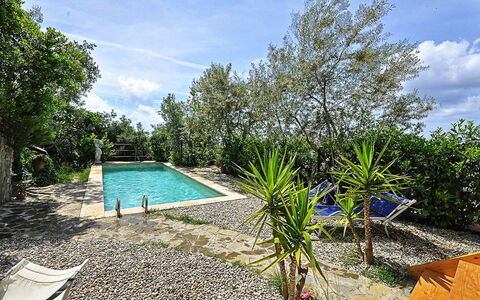 Villa del Mare: Garten, Landscaping, Hinterhof, Walkway, Flagstone, Schwimmbad, Hazienda