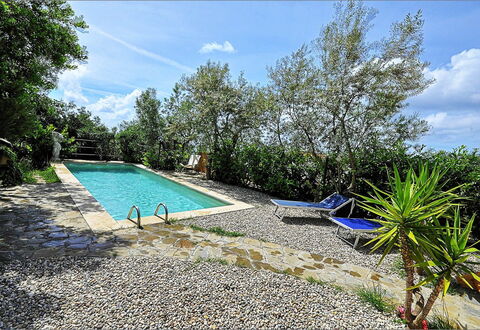Villa del Mare: Blau, Garten, Hinterhof, Landscaping, Schatten, Garten, Schwimmbad, Water Feature, Hazienda, Villa