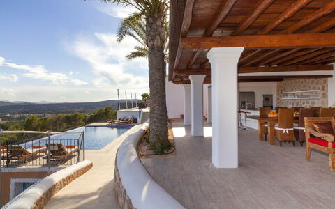 Villa Edward: Villa, Stuhl, Balkon, Resort, Hotel, Penthouse, Eco Hotel, Schwimmbad, Kamin
