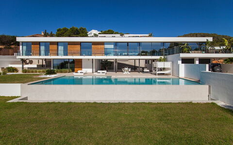 Villa Emily: Schwimmbad, Resort, Estate, Villa, Eco Hotel, Villa, Schatten, Balkon, Design, Hotel