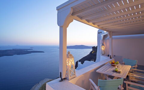 Villa Eros: Möbel, Meer, Küsten Und Ozeanische Forms, Küste, Stuhl, Ozean, Resort, Bucht, Design
