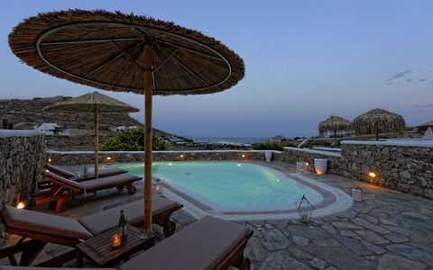 Villa Fos: Nacht, Resort, Schwimmbad, Eco Hotel, Ferienort, Mitternacht, Hotel, Villa, Strandresort