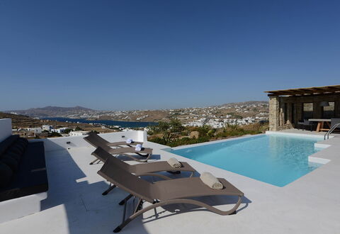 Villa Gazelia: Schwimmbad, Resort, Schatten, Stuhl, Villa, Hotel, Penthouse, Eco Hotel, Gartenmöbel