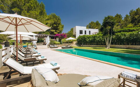Villa Gold: Schwimmbad, Resort, Garten, Estate, Eco Hotel, Hazienda, Villa, Landscaping, Villa, Schatten