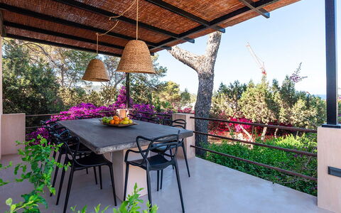 Villa Luanda: Möbel, Gartenmöbel, Stuhl, Tabelle, Tisch Im Freien, Schatten, Küche & Esszimmer Tisch, Garten, Terrasse, Eco Hotel