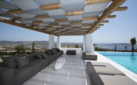 Villa Opallia: Interior Design, Fussboden, Wohnzimmer, Flooring, Möbel, Wohnung, Couch, Stuhl, Schatten