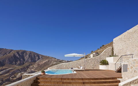 Villa Orestis: Gebirge, Schwimmbad, Ferienort, Resort, Villa, Penthouse, Balkon, Gartenmöbel