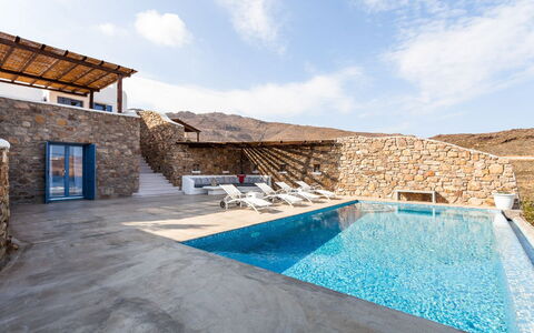 Villa Paradeisos: Blau, Schwimmbad, Resort, Hotel, Villa, Eco Hotel, Water Feature, Ferienort