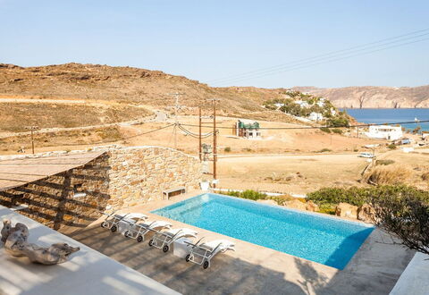 Villa Paradeisos: Schwimmbad, Resort, Hotel, Villa