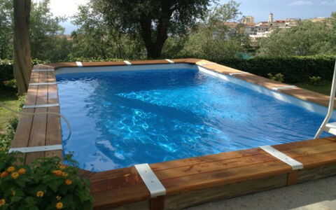 Villa Torre del Sole: Schwimmbad, Verbundwerkstoff, Freizeit, Holzbeize, Hinterhof, Hartholz, Water Feature