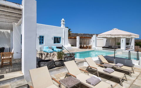 Villa Tramountana: Blau, Schwimmbad, Resort, Villa, Hotel, Penthouse