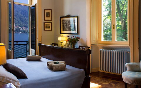 Villa Virginia: Möbel, Interior Design, Zimmer, Zuhause, Beleuchtung, Fussboden, Tabelle, Wohnung, Bilderrahmen, Bett