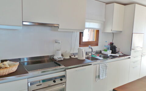 Villa Zenas with Direct Access to the Sea: Küche, Countertop, Küchengerät, Spüle, Cabinetry, Interior Design, Möbel, Flooring, Major Appliance, Armatur