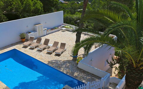 Villa Zenith: Schwimmbad, Resort, Eco Hotel, Schatten, Estate, Gartenmöbel, Villa, Sonnenliege, Landscaping