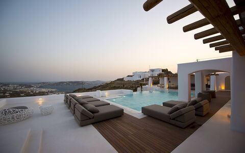 Villa Zinovia: Villa, Villa, Schwimmbad, Design, Wohnzimmer, Penthouse, Hotel, Resort
