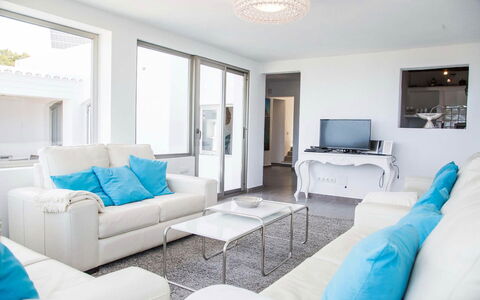 Villa Rigel: Möbel, Interior Design, Couch, Flooring, Fussboden, Decke, Wohnung, Wohnzimmer, Zimmer, Zuhause