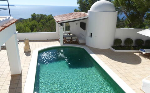 Villa Roxy: Schwimmbad, Verbundwerkstoff, Resort, Landscaping, Estate, Schatten, Villa, Gartenmöbel, Eco Hotel, Fliese