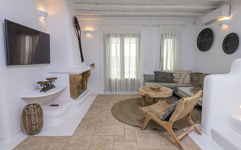 Villa Valentine: Wand, Interior Design, Möbel, Flooring, Decke, Fussboden, Zuhause, Beleuchtung, Zimmer, Wohnzimmer