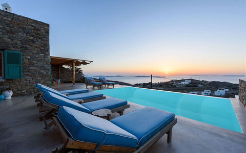 Villa Joy: Blau, Schwimmbad, Verbundwerkstoff, Resort, Villa, Ferienort, Hotel, Eco Hotel, Gartenmöbel, Strandresort