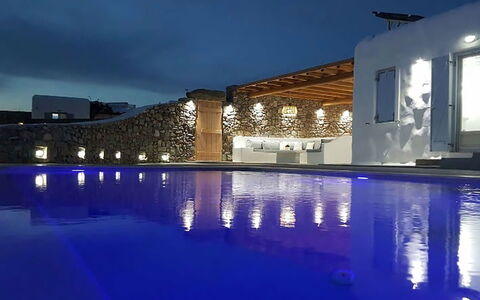 Villa Elmas: Blau, Schwimmbad, Resort, Villa, Hotel, Ferienort, Nacht, Water Feature