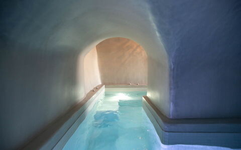 Palea: Verbundwerkstoff, Schwimmbad