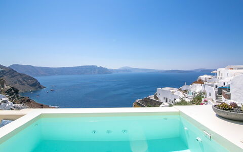 Mide: Blau, Schwimmbad, Armatur, Resort, Ferienort, Villa, Hotel