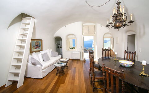 Villa Nea: Möbel, Interior Design, Decke, Couch, Tabelle, Stuhl, Zuhause, Wohnung, Wohnzimmer, Zimmer