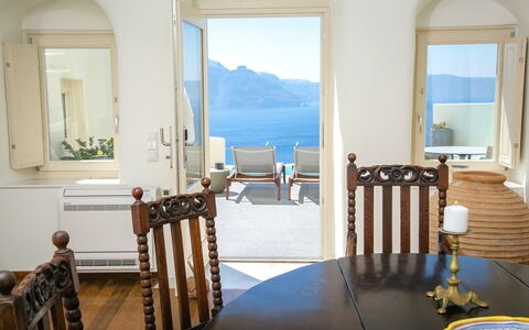 Villa Nea: Möbel, Interior Design, Tabelle, Meer, Stuhl, Fussboden, Ozean, Zimmer, Küste, Resort