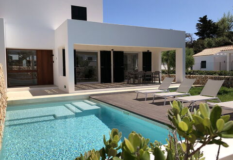 Nure Villa 2: Schwimmbad, Zuhause, Wohngebiet, Haus, Die Architektur, Tür, Resort, Fussboden, Estate, Eco Hotel