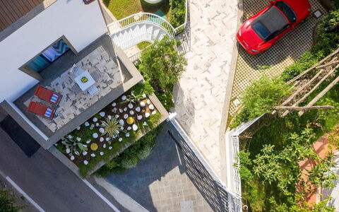 Suite Agave: Urban Design, Garten, Balkon, Hof, Landscaping, Garten, Eco Hotel, Stuhl, Terrasse, Schatten